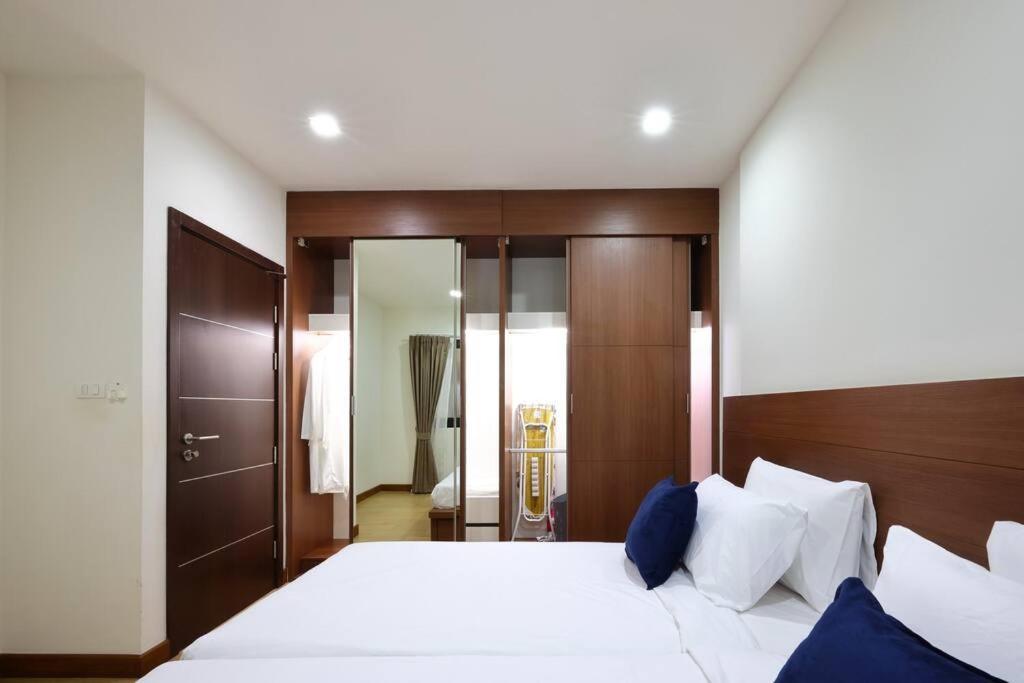 Specious Luxury 2 Bedrooms Apt. Čiang Mai Exteriér fotografie