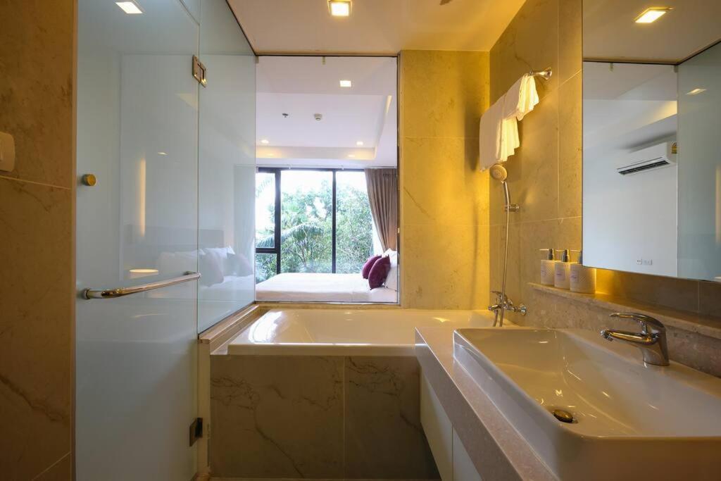Specious Luxury 2 Bedrooms Apt. Čiang Mai Exteriér fotografie